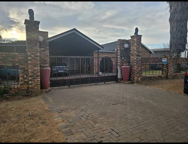 BUSINESS FOR SALE IN VANDERBIJLPARK SW 2